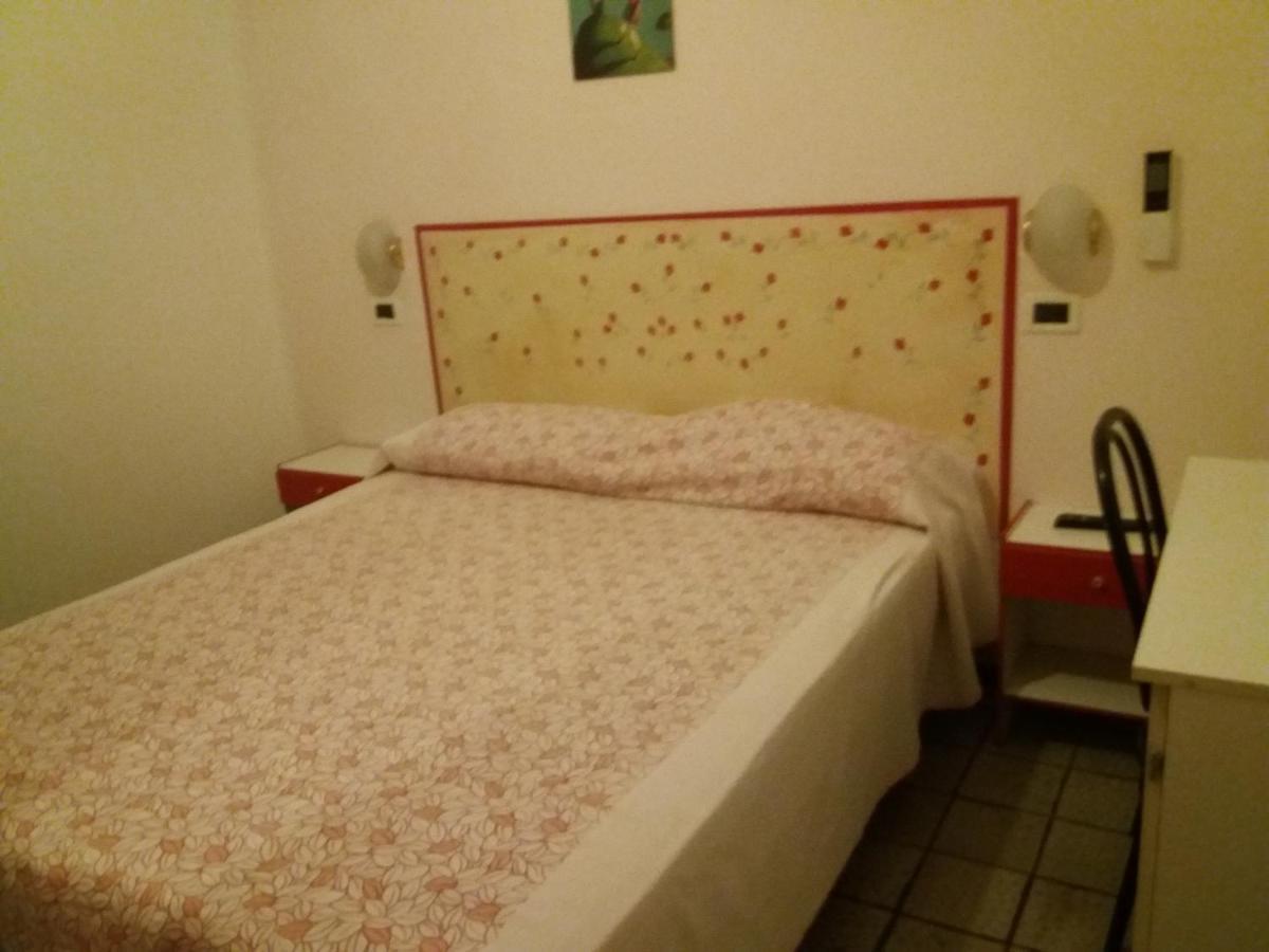 Hotel Fatima Rimini Ngoại thất bức ảnh